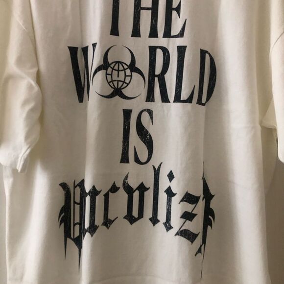 Uncvlizd World Tshirt Men’s Size Large - Picture 6 of 8